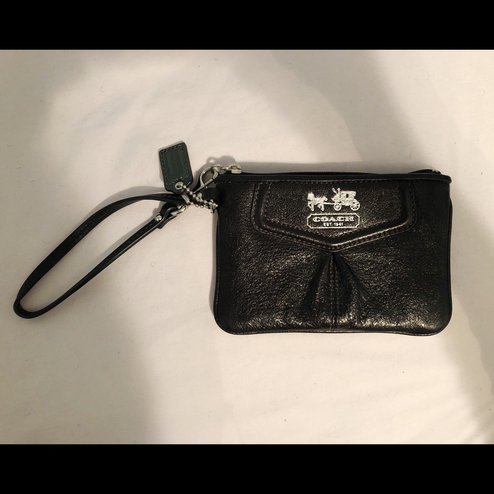 Coach Small Leather Wristlet w/ Hangtag